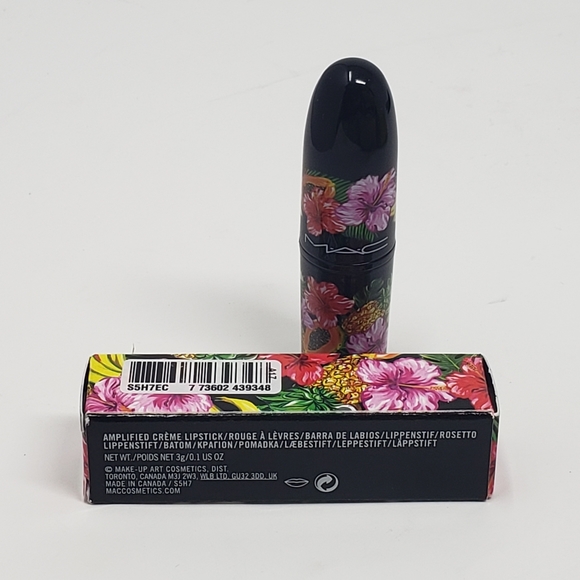 New Limited Edition MAC Amplified Creme Lipstick - Picture 2 of 3